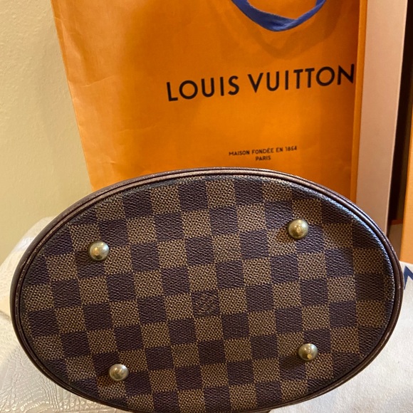 LOUIS VUITTON BUCKET BAG AUTHENTIC - Picture 3 of 15